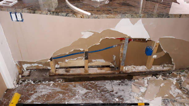 Best Emergency water damage restoration  in Hidden Valley Lake, CA